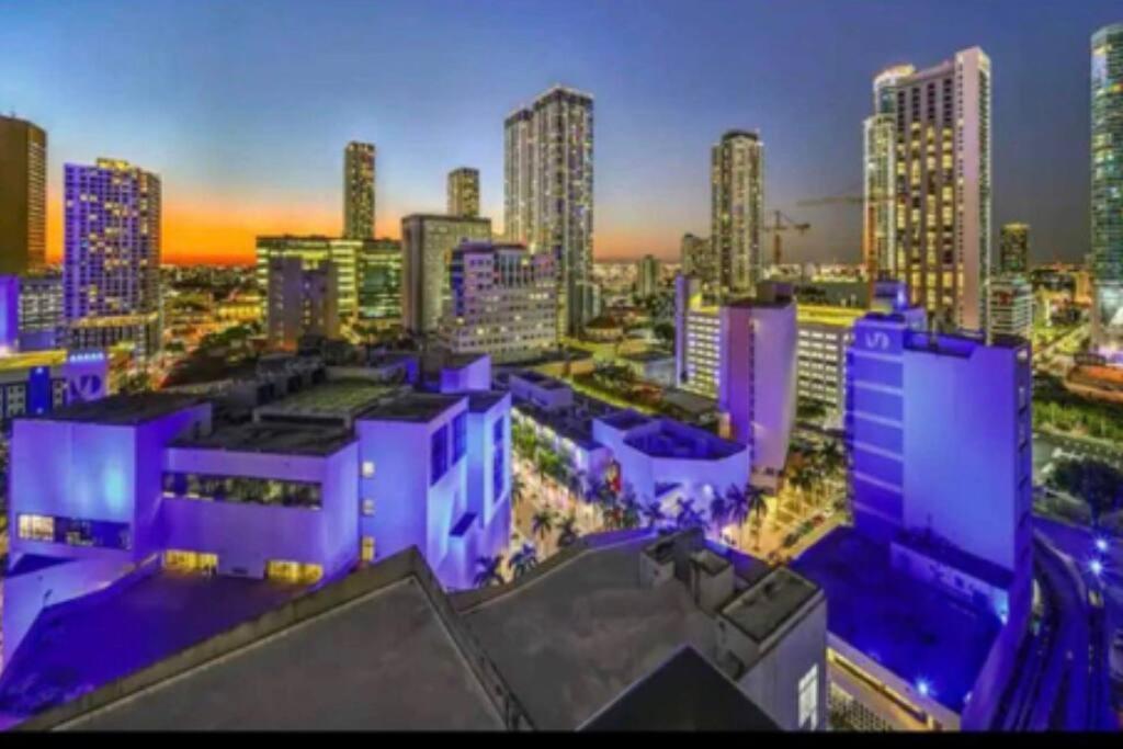 Vibrant Studio Downtown Miami Exterior foto